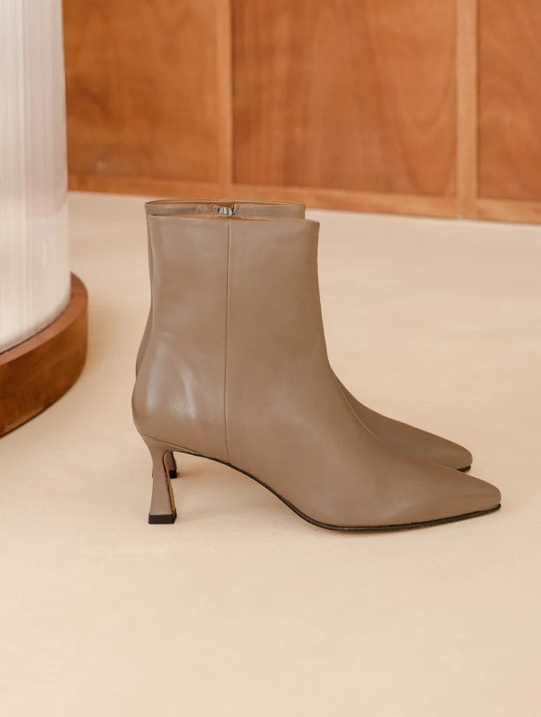 Taupe Latte