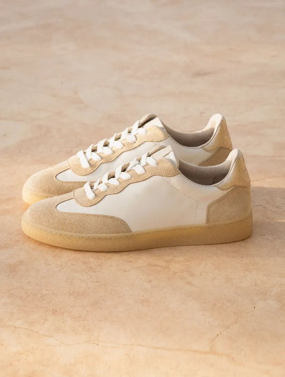 Off-White & Iridescent Champagne
