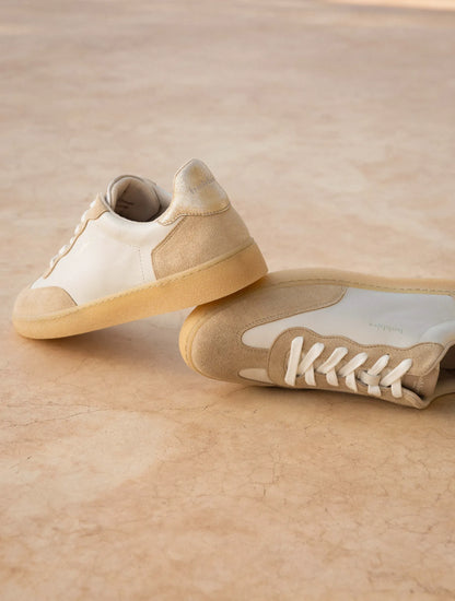 Off-White & Iridescent Champagne