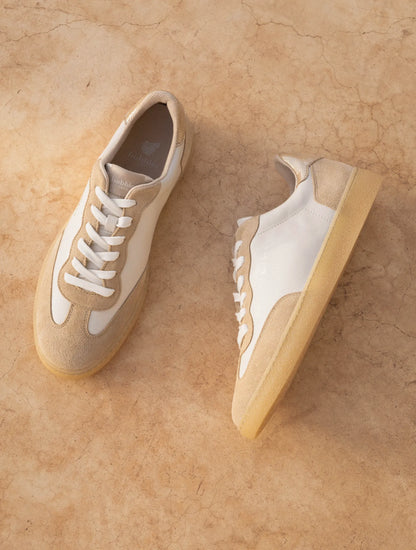 Off-White & Iridescent Champagne