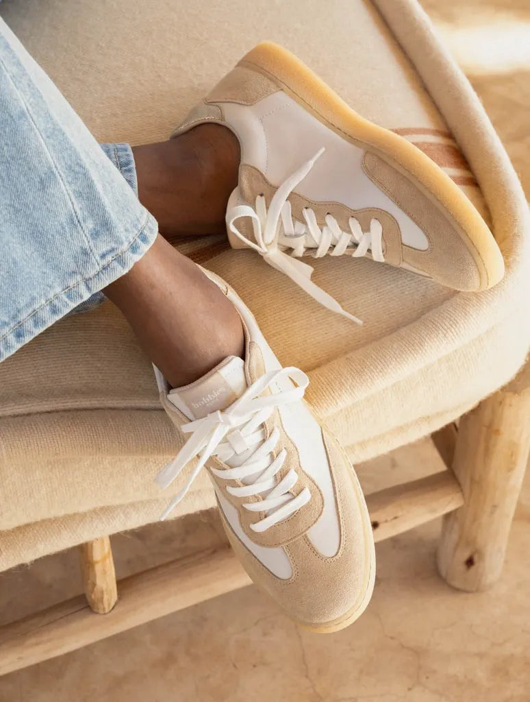 Off-White & Iridescent Champagne