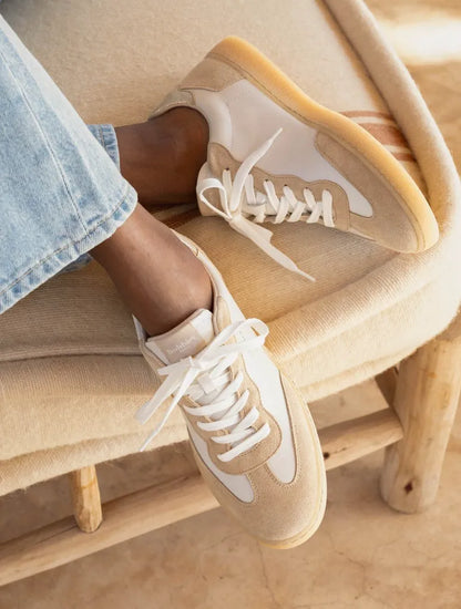 Off-White & Iridescent Champagne