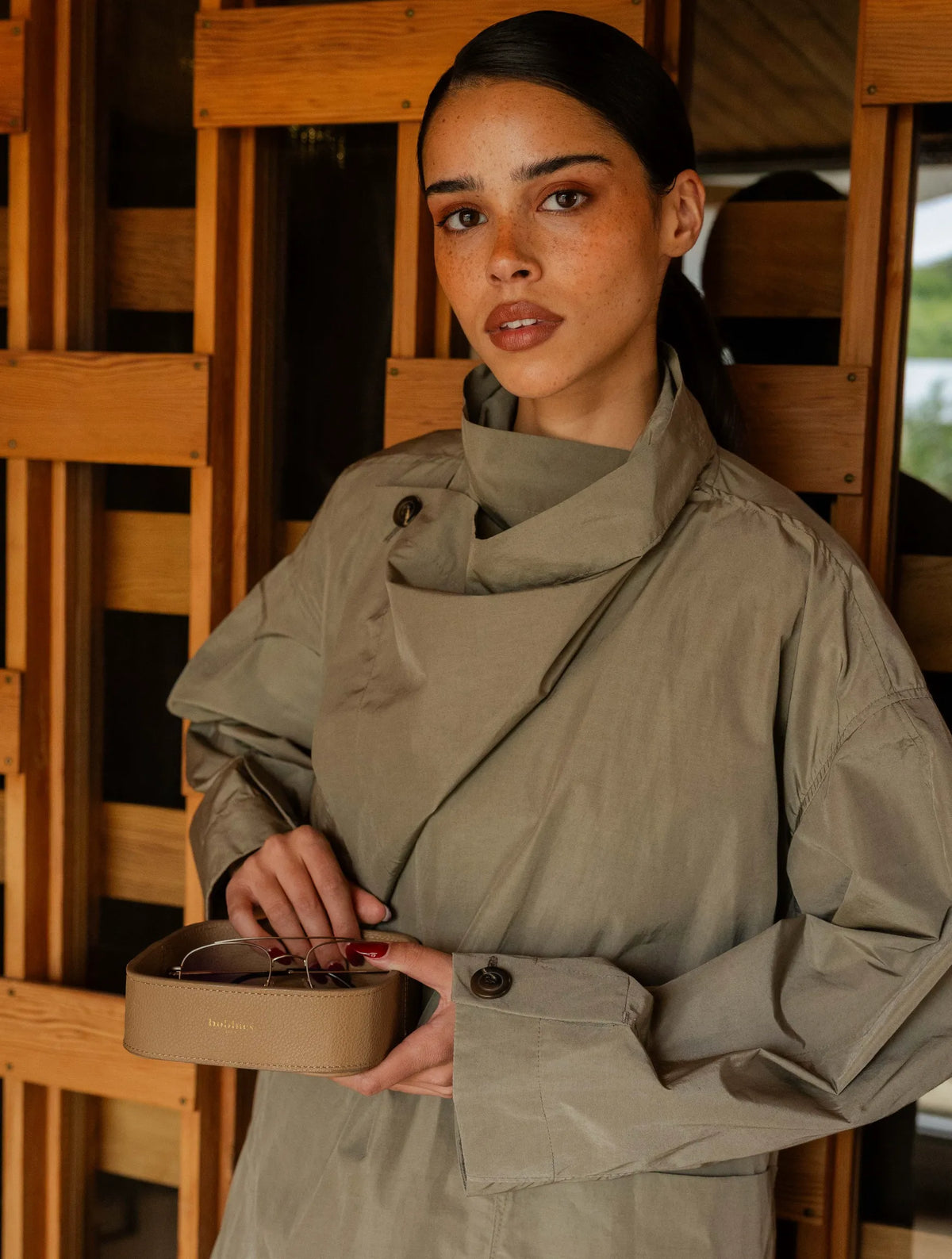 Taupe
