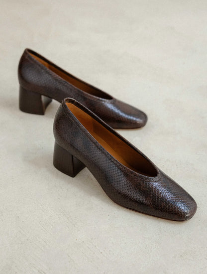 Cobra Brown