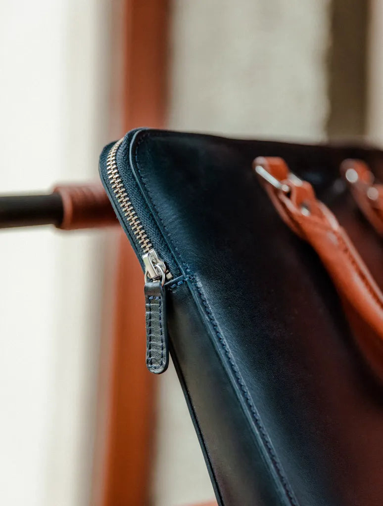 Abyss Blue & Cognac
