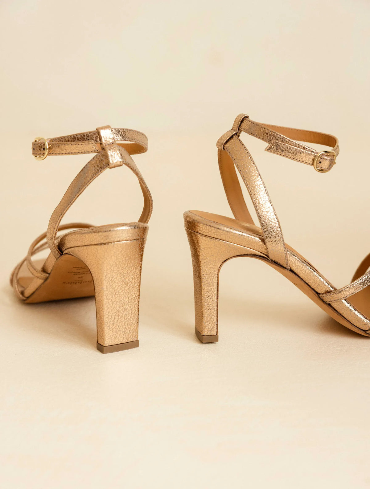 Sepia Gold
