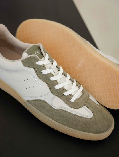 Off-White & Ash Green