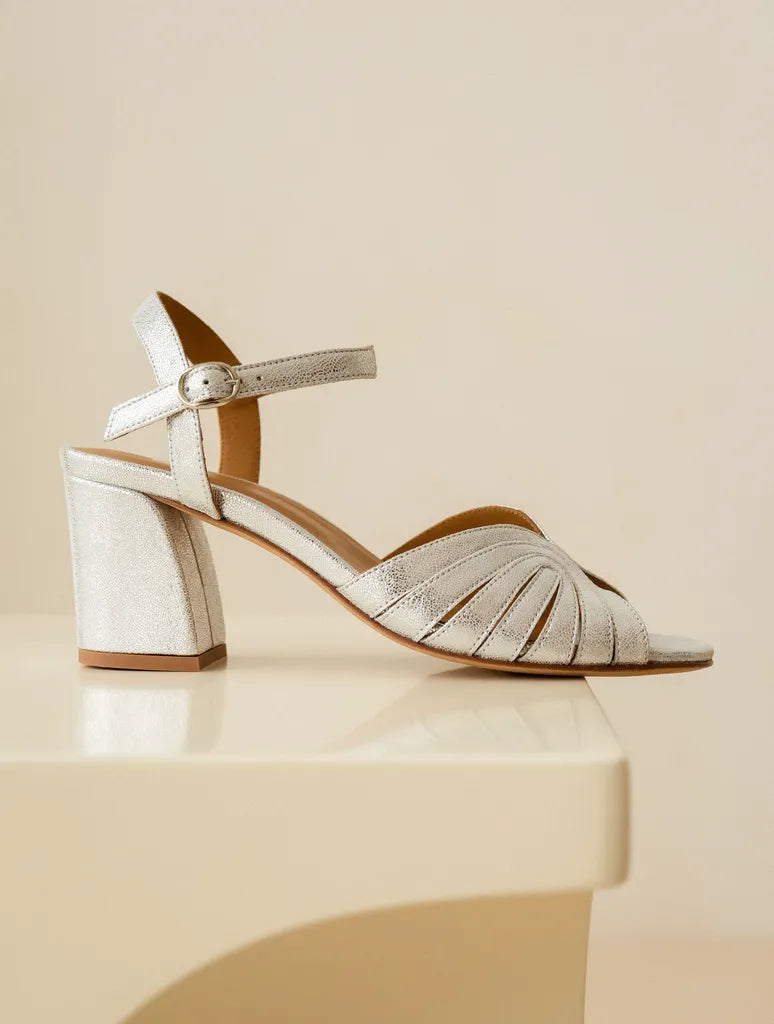 Silver Meanders