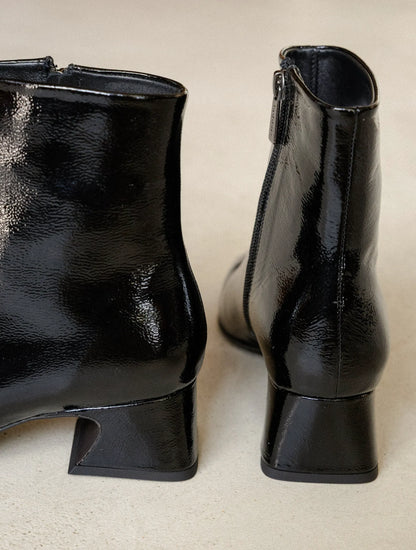 Vinyl Black
