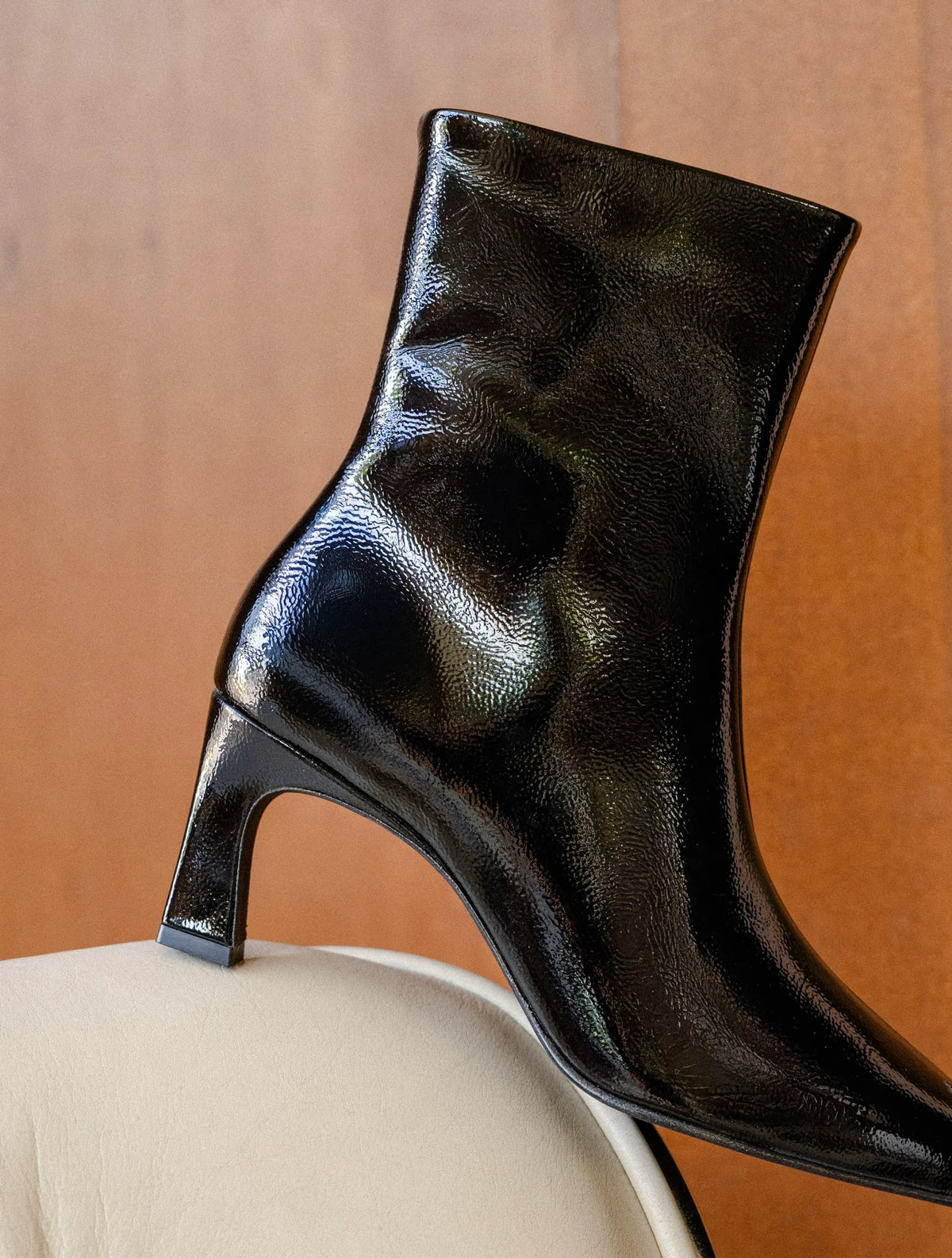 Vinyl Black