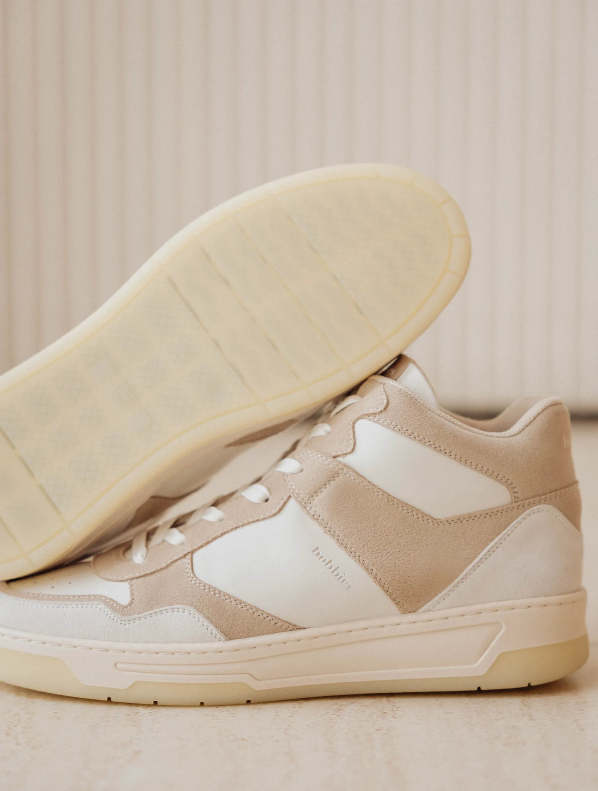 Off-White & Papyrus