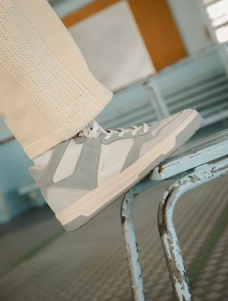 Off-White & Frosted Blue