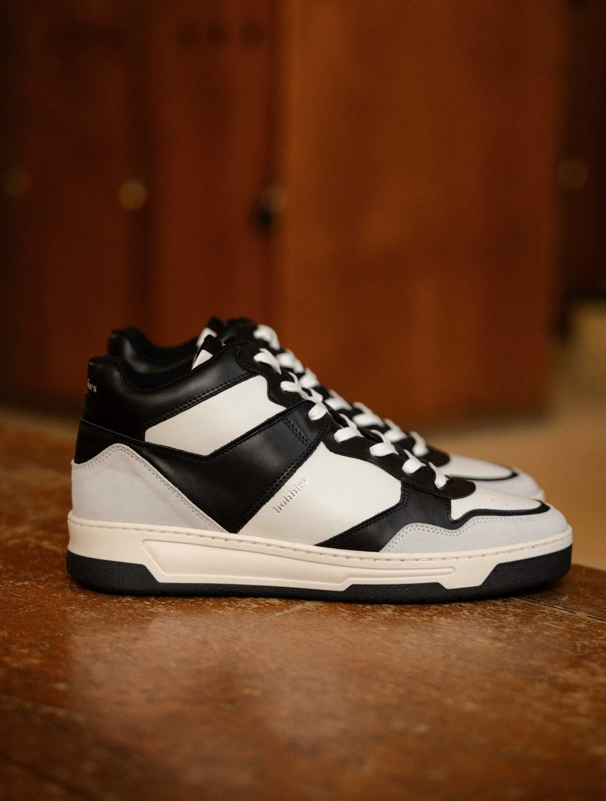 Off-White & Deep Black