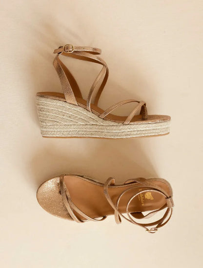 Sepia Gold