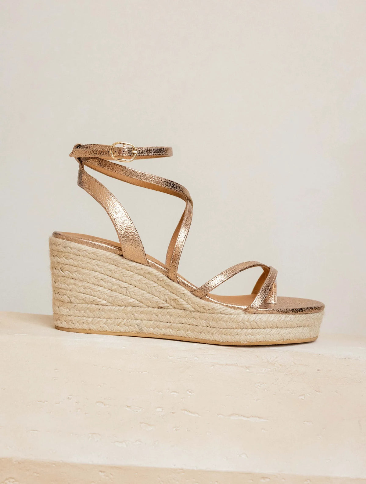 Sepia Gold