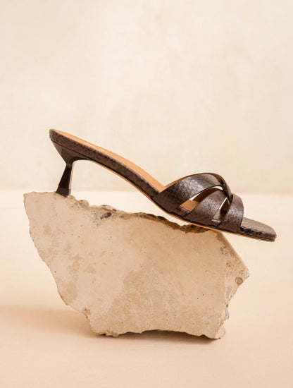 Cobra Brown