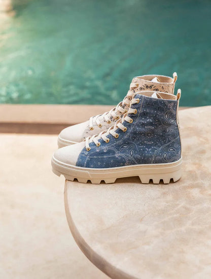 California Blue & Cream