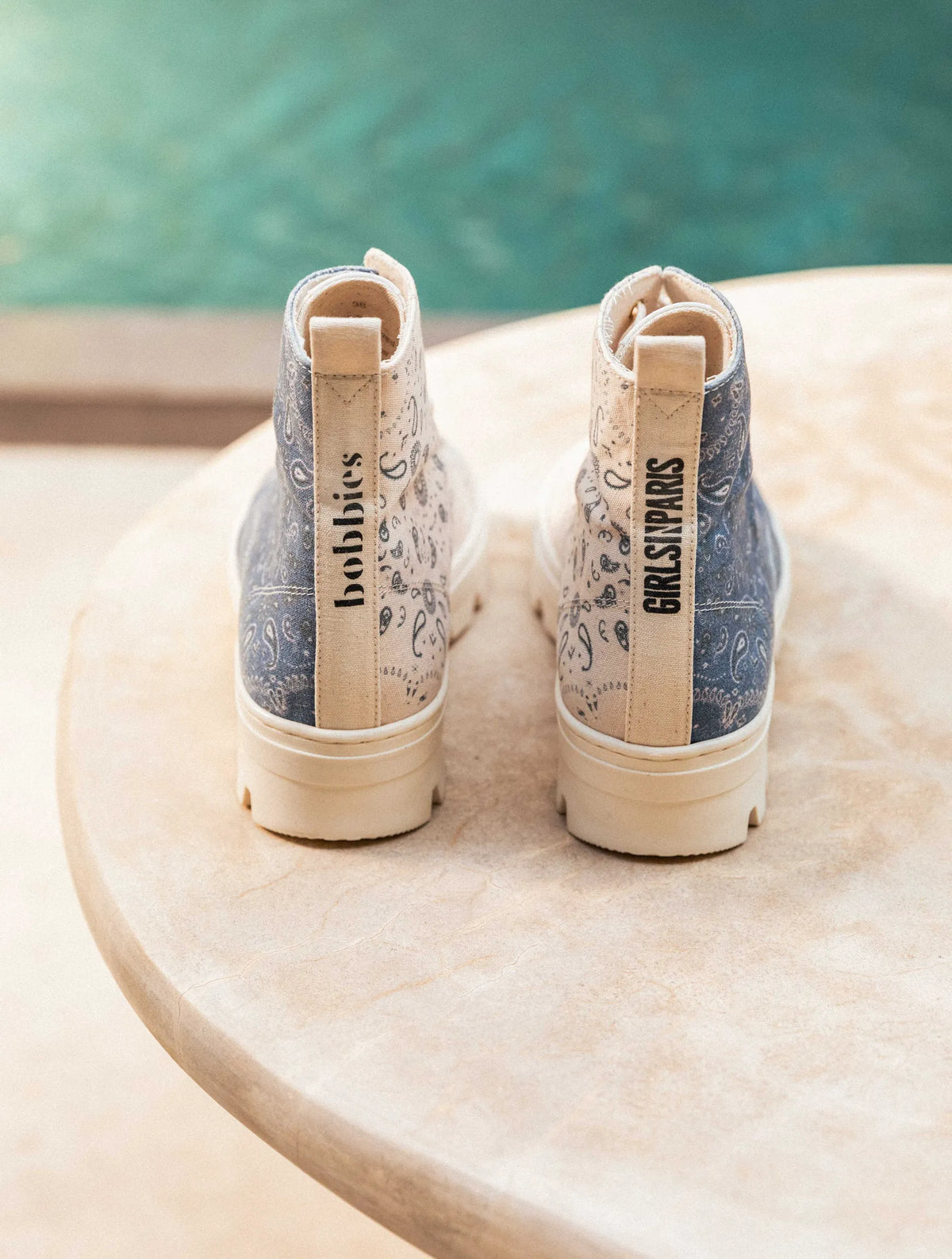 California Blue & Cream