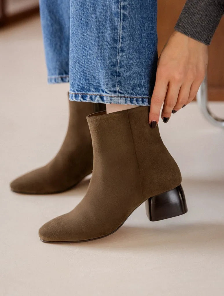 Khaki Brown