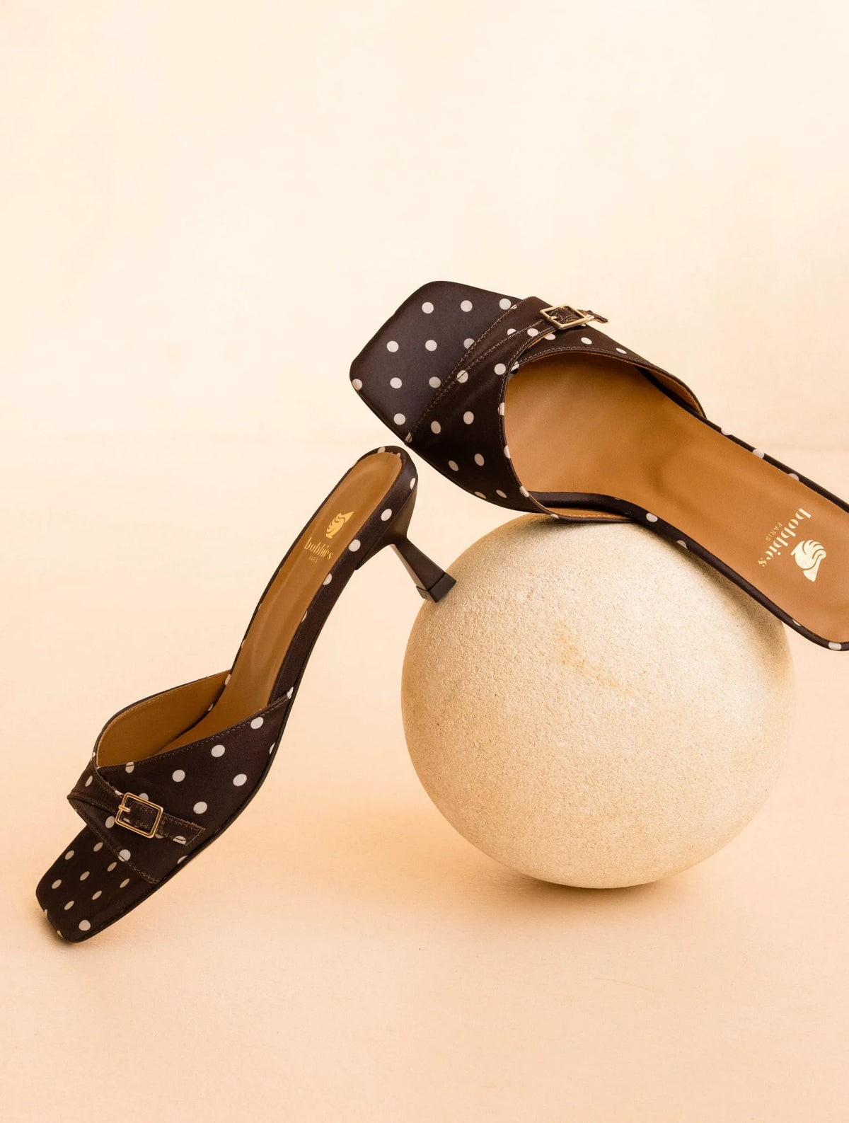 Mocha Dots