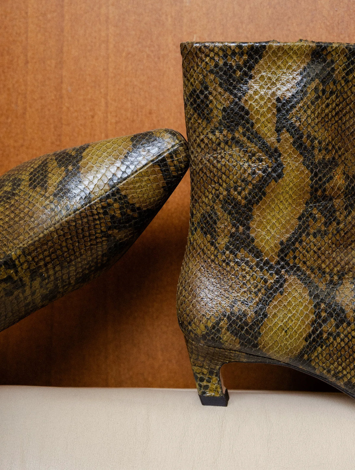 Khaki Mamba