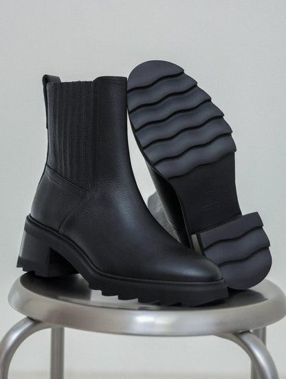 Ikra Black