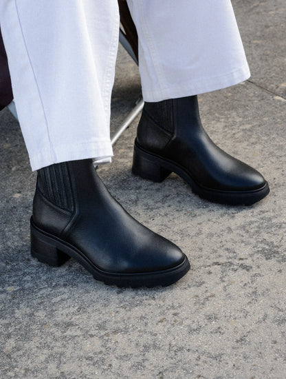 Ikra Black
