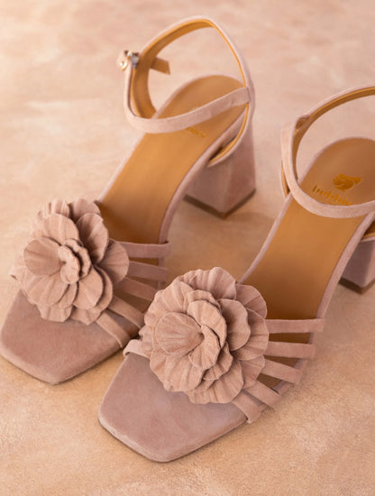 Nude Blush