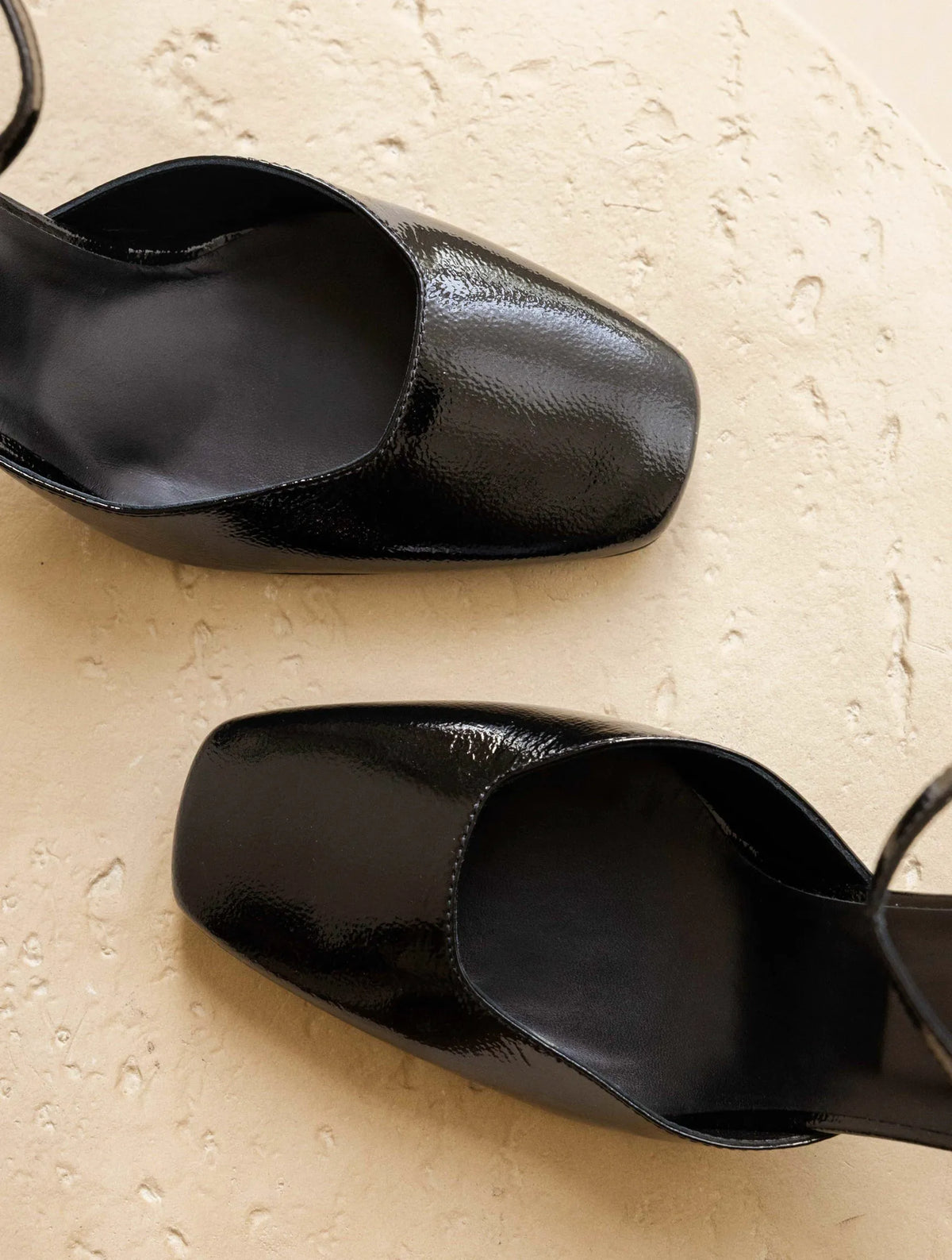 Vinyl Black