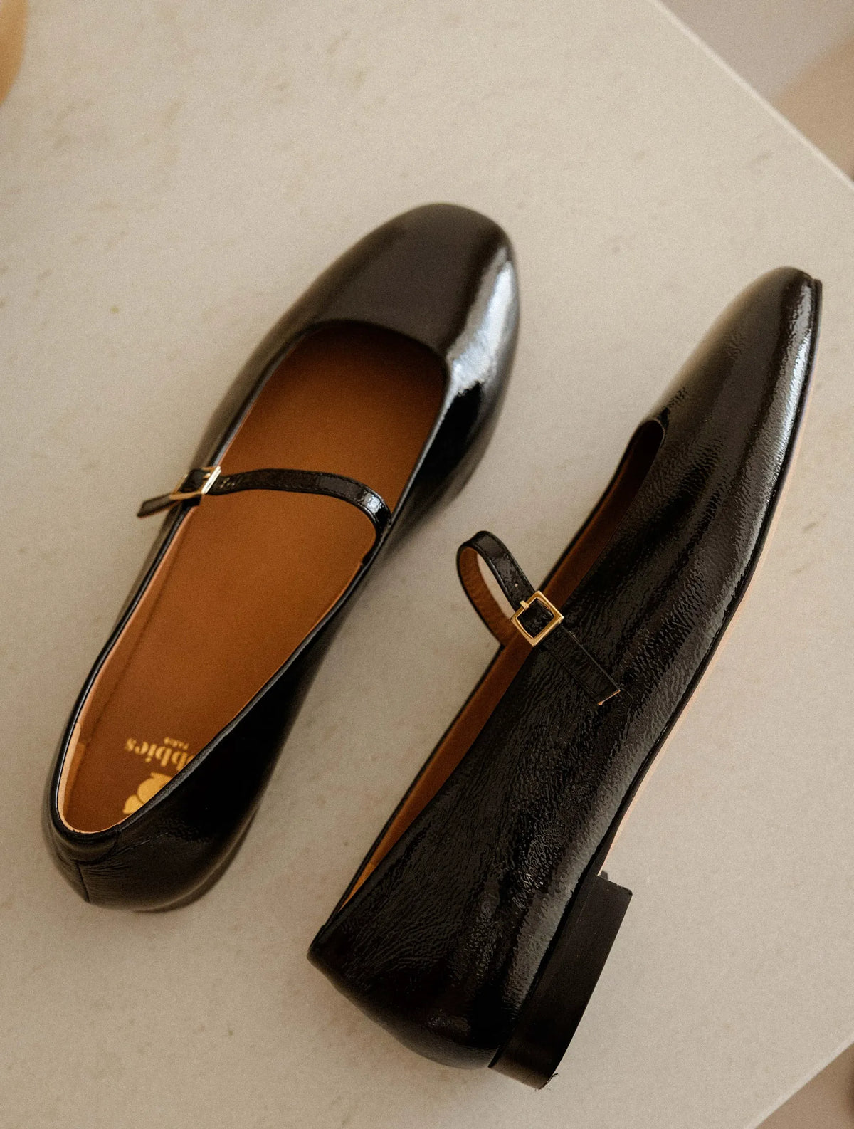 Vinyl Black
