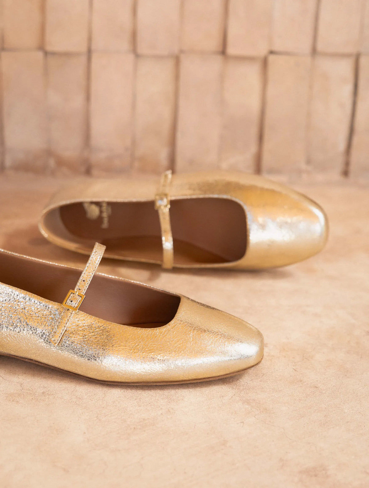 Champagne Gold