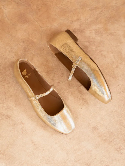 Champagne Gold