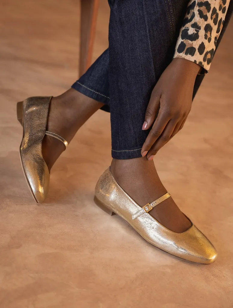 Champagne Gold