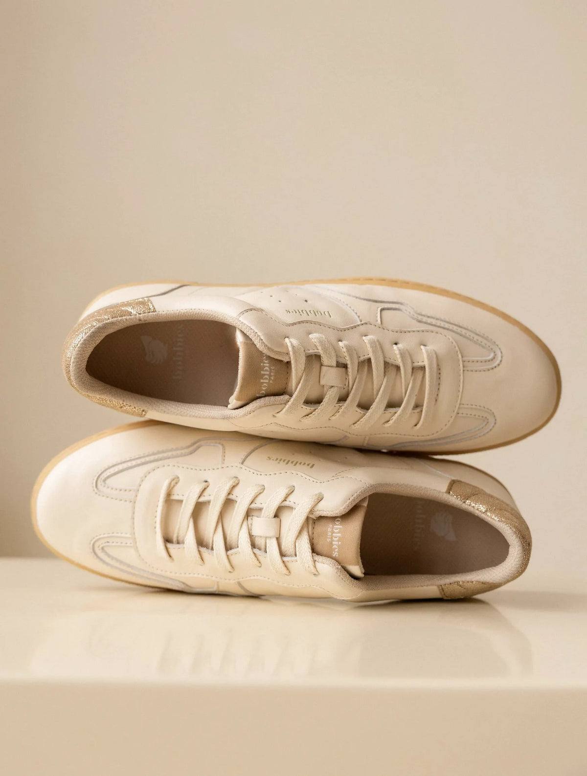 Cream & Iridescent Champagne