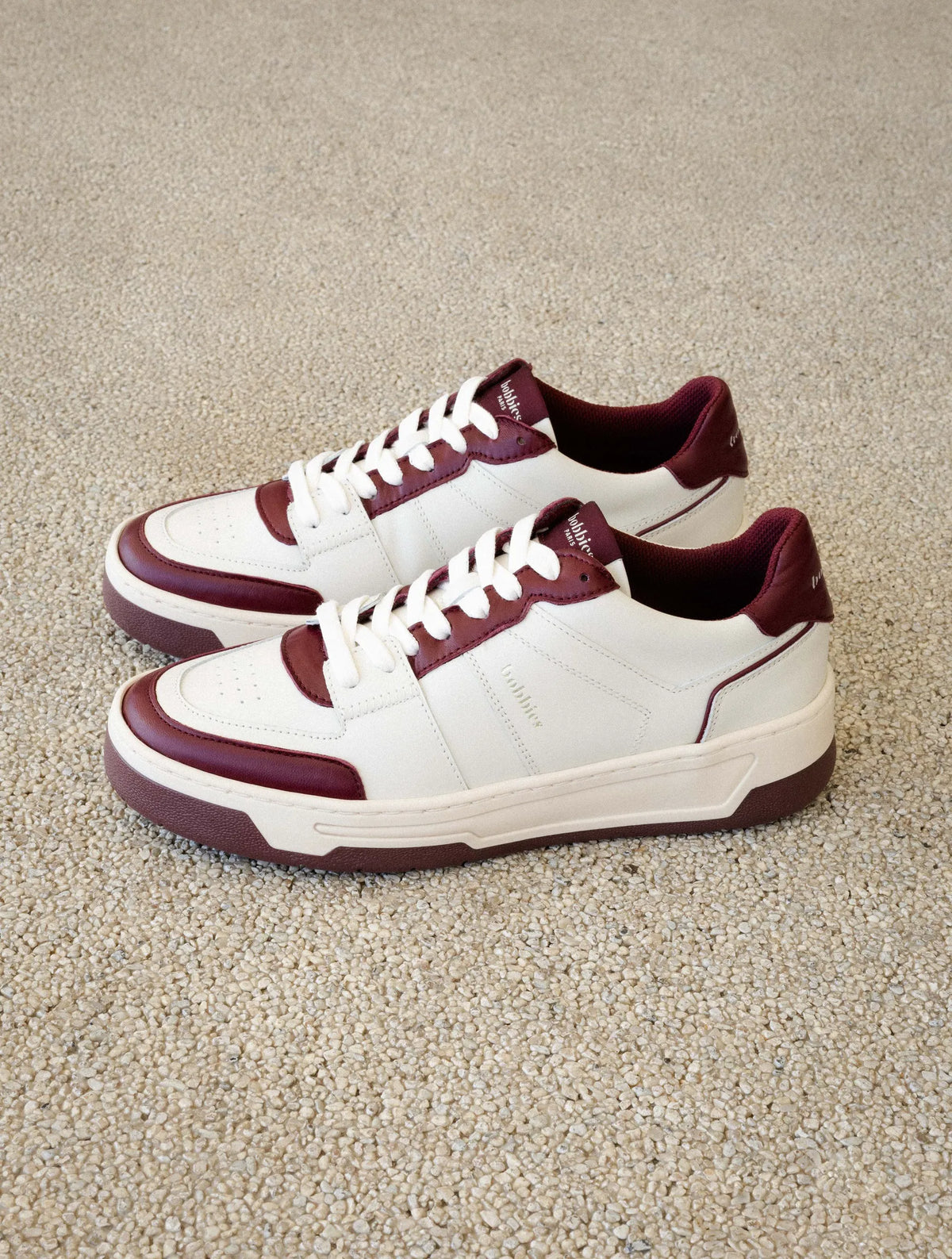 Off-White & Garnet