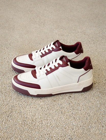 Off-White & Garnet