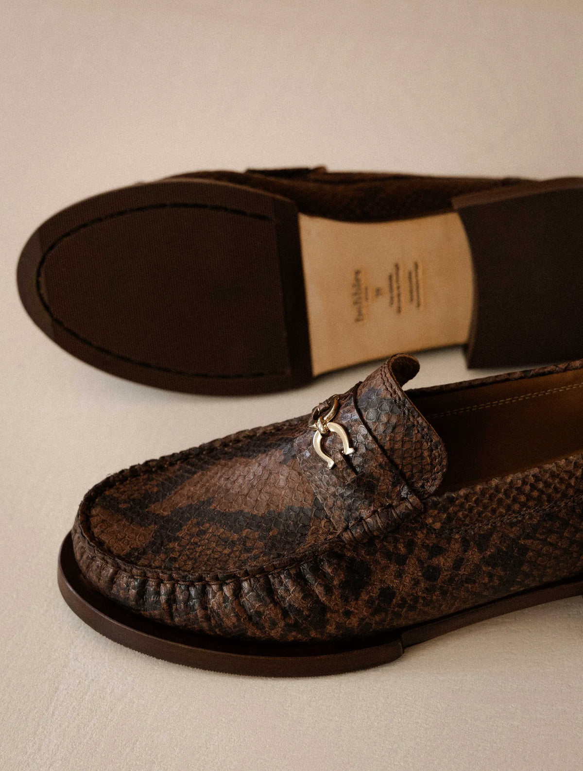 Cobra Brown