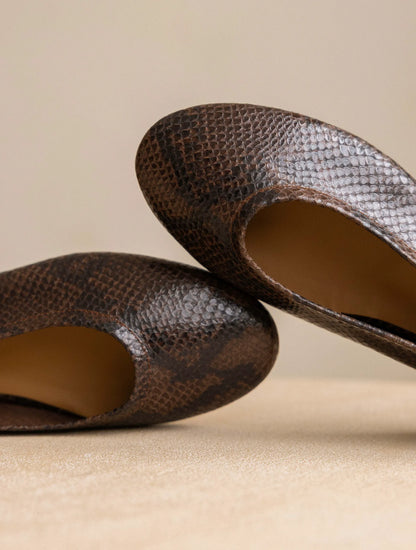 Cobra Brown