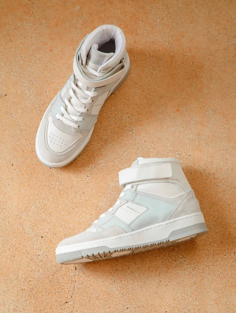 Off-White & Sea Spray