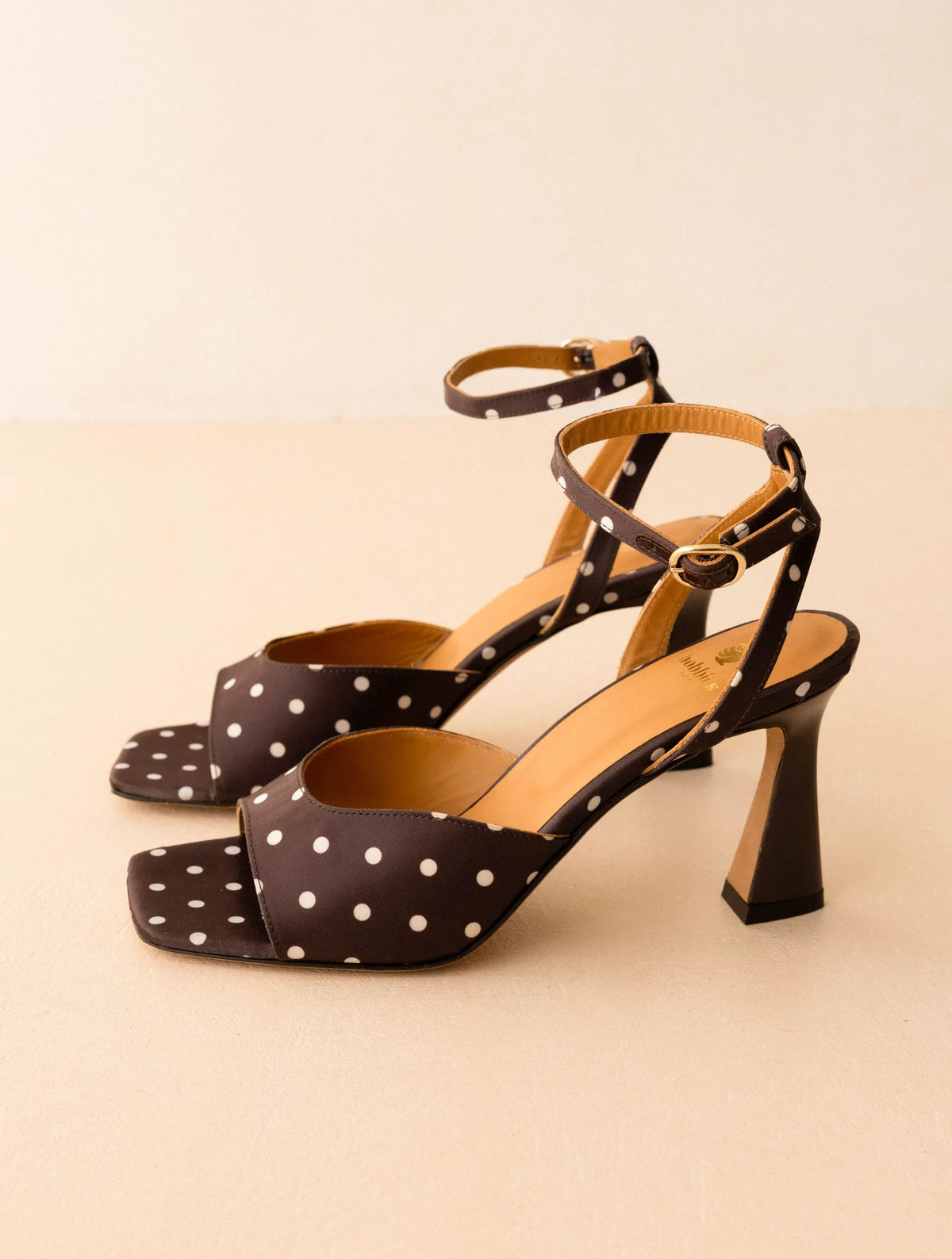 Mocha Dots