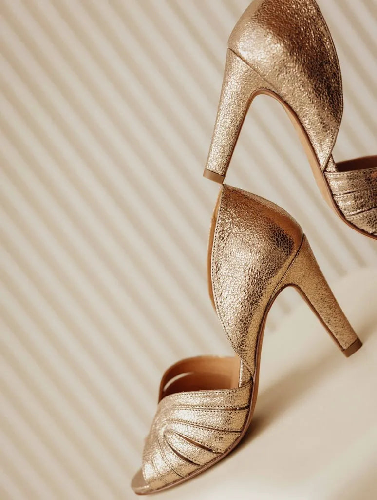 Sepia Gold