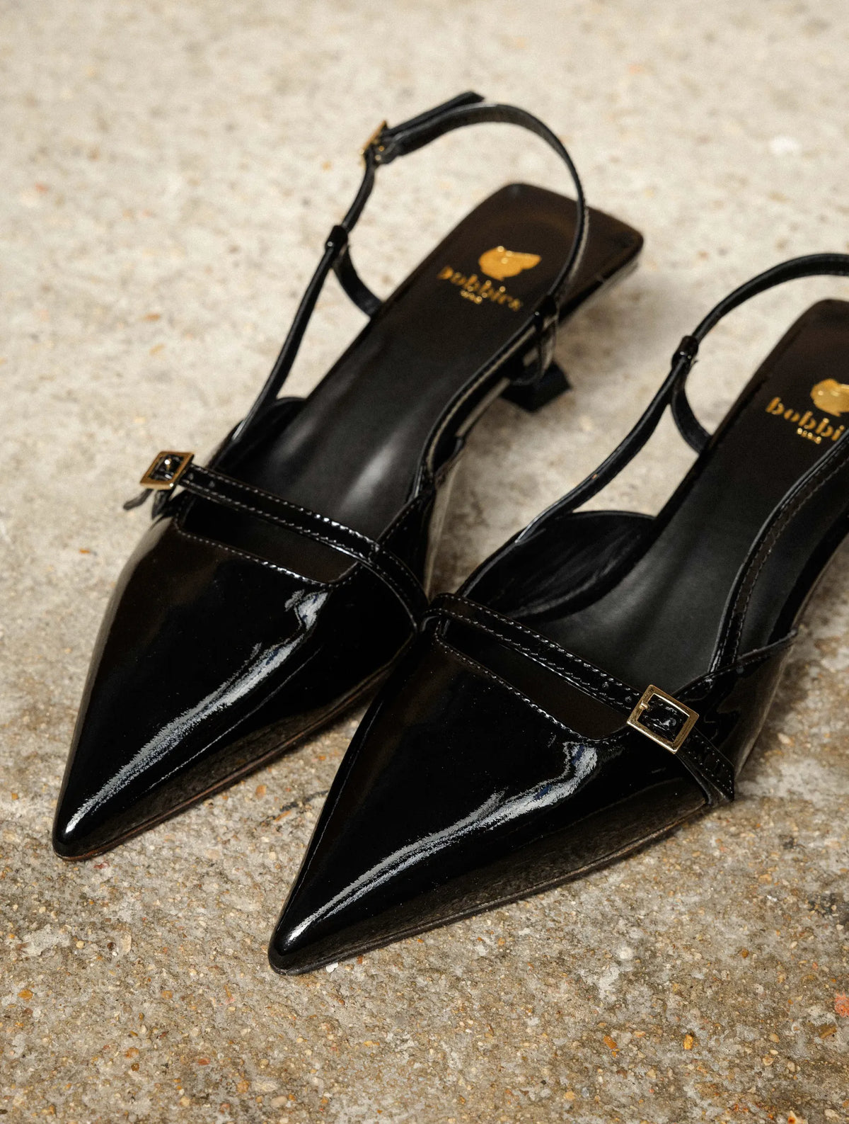 Lacquered Black