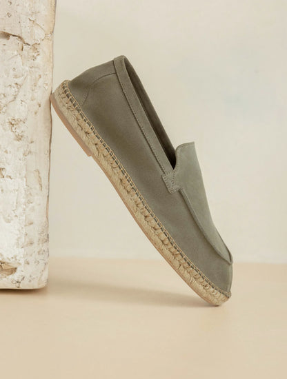 Ash Green