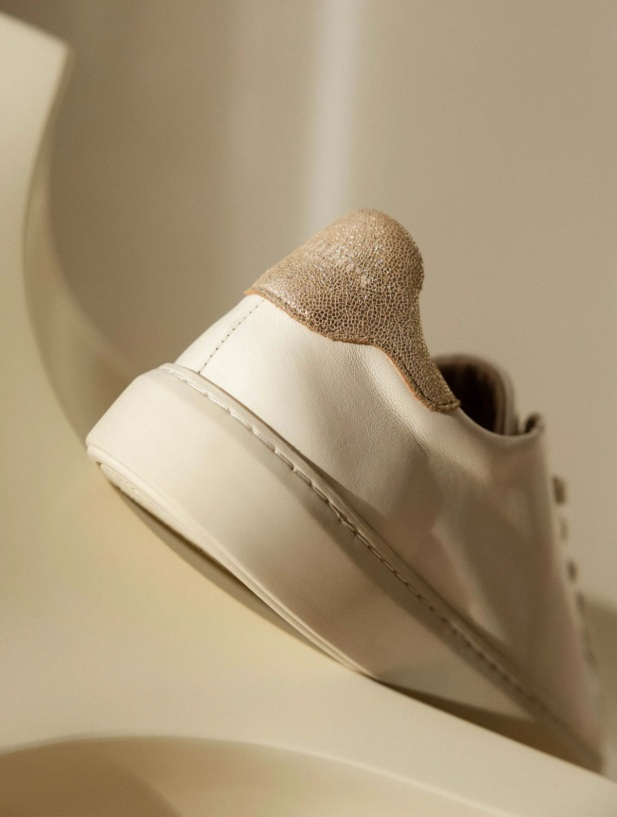 Cream & Iridescent Champagne