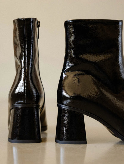 Vinyl Black