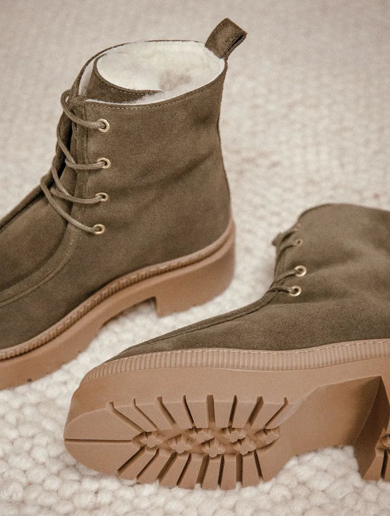Ash Khaki