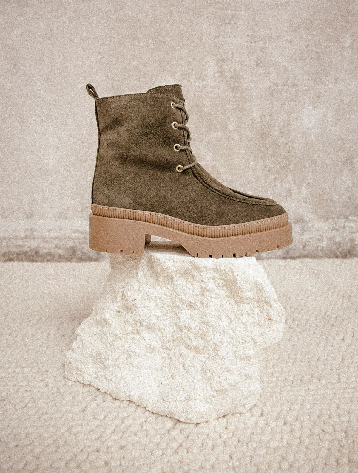 Ash Khaki