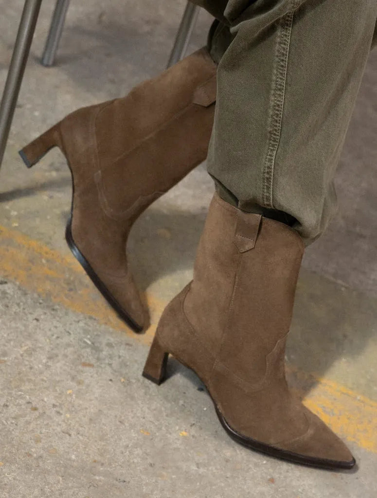 Khaki Brown