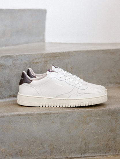 Off-White & Mahogany