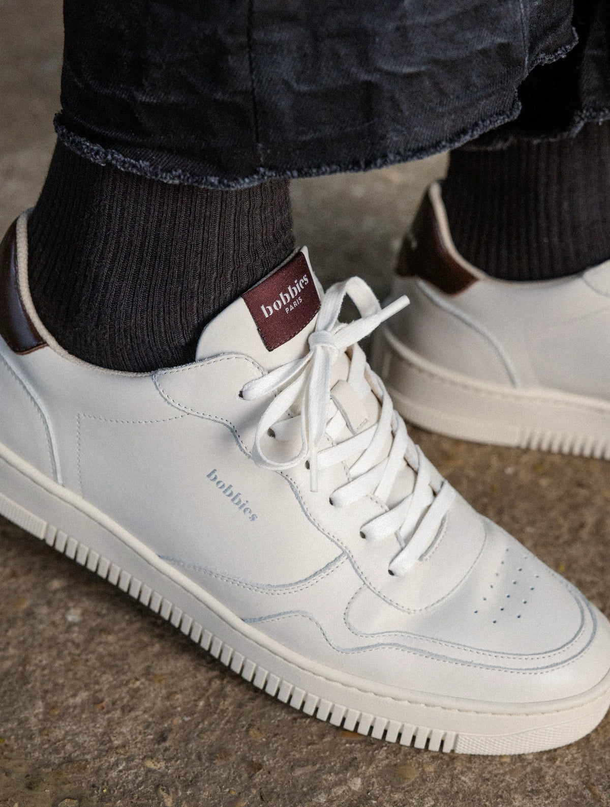Off-White & Mahogany